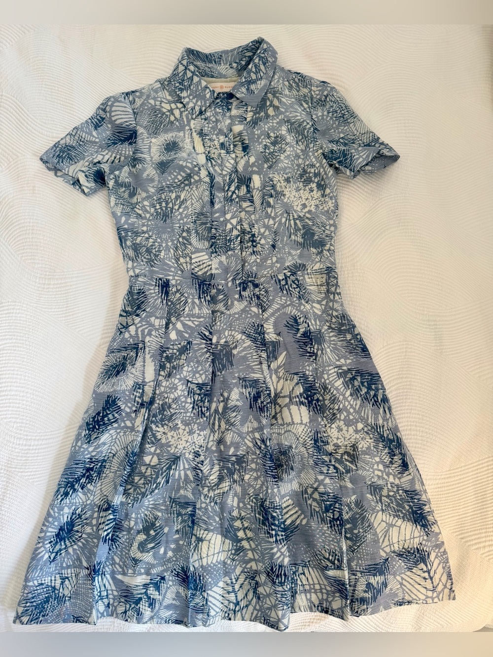 Tory Burch Blue and White Printed Short-Sleeve Fit-and-Flare Dress - size 0